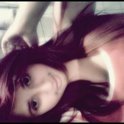 hey , file iloveyou s2 p; @heylariss_