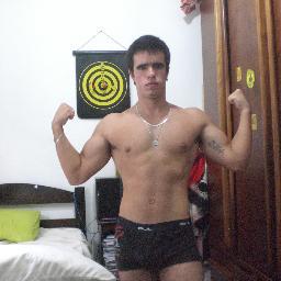 Quem me dera, ao menos uma vez,
Acreditar por um instante em tudo que existe
E acreditar que o mundo é perfeito
E que todas as pessoas são felizes (8) :)