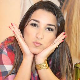 Sou feliz porq sou de Deus, amo minha familia .Twitter Oficial.