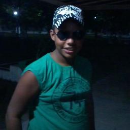 Meu nome é Winicius Souza(@winicius33)...Tenho 13 anos...Gosto muito dos REBELDES...e quem me seguir eu sigo  de volta...ok?!!!