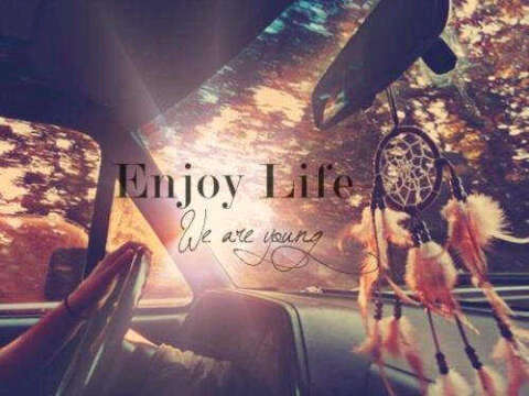 2 girls- bloggers - love - dream - hope - follow now ♥ - pictures and quotes