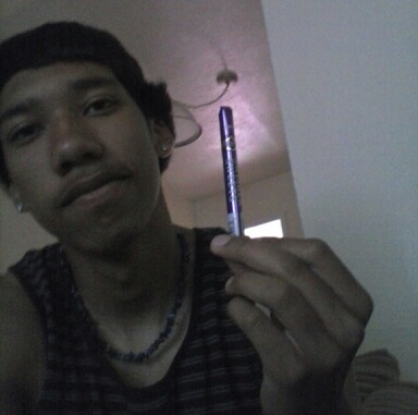 puff the hurb and levitate living my life in god i got fath :) “S-moke loud D-ream free L-ive large” swishers be the paper! follow this shit