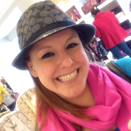 Figure Skater, Dancer, Teacher, Choreographer, all around awesome! Like me on Facebook: https://t.co/zhQvLv9FJM