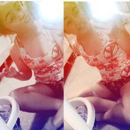 • L I F E 
- single 
- pretty 
- young 
- trust no nigga , fear no bitch . 
#fwm