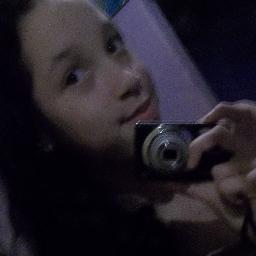 me odeia,mais nao tira meu nome da boca