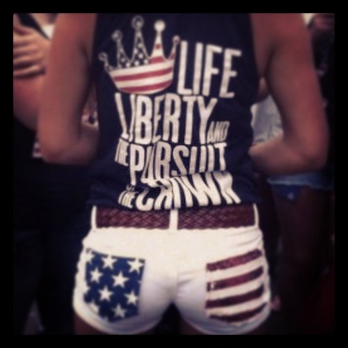 Just a girl in love with a Marine ♥ Nothing in this world worth having comes easy