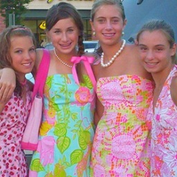 I love Lilly dresses, sweet tea and Pearls