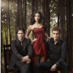 twitter oficial da page Stefan Elena e Damon