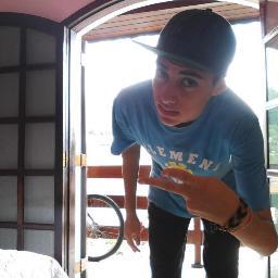Skate, Laura minha neguinha s2 , Familia , amigos , zuera , Jesus  .