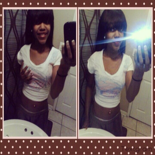 My Name Leah.Im cold hearted,┌∩┐Feelings. No Need 4
whole story, just follow me. Sinqlee file:)Follow me on Ig Natural_Beauty_07
Add me on Fb: Leah Jackson !