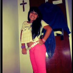 Te sigue :)