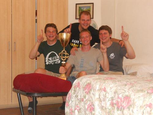 Myfriendsayswha's profile picture. 