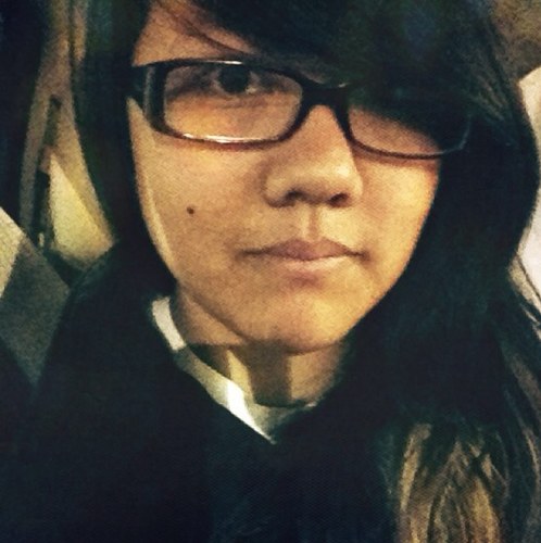 heyjnev's profile picture. 