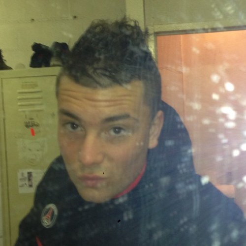 ElPocho___'s profile picture. -*#TeamiPhone / -*TeamPsg / -*#TeamLatino -*TeamEquipeDeFrance / -*TeamAcMilan -*#TeamMusculation / -*#Team93