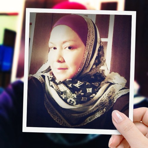 the best mum ever!#loving,caring,very understanding#lecturer,so..add her will you..@myrasaffa says so.;) also follow her on facebook: Norhaniza Abdul Latiff