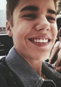 I love u @justinbieber u are is my love