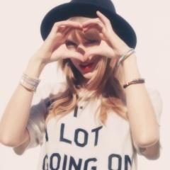 Taylor Alison Swift Indonesia fanbase. Happy, free, confuse and lonely, and loving @taylorswift13 at the same time.