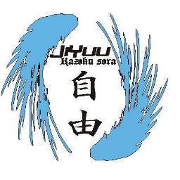 Jiyuu Kazoku Sora merupakan Eksul jepang yang terdapat di SMA BATIK 1 SURAKARTA. Anggota di dalamnya adalah anak anak pecinta budaya jepang くちまにもいもちとくにかい!.
