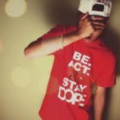 Follow, goeie tweets in je tl en altijd gaande #not hihi