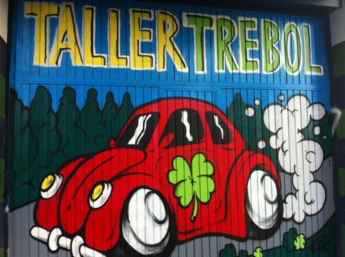 Taller de electromecanica de vehiculos, reparaciones de todo tipo .     Telf. 91 450 51 19 ,C/ Sanchez Preciados ,31