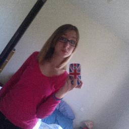 CarlaThms's profile picture. Vendéenne, célibataire, Belieber♥♥.