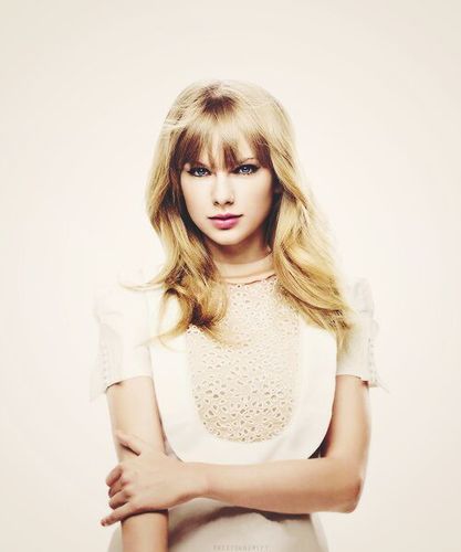 We love her like there's no one could beloved by us, and she is a single person who can inspire us ♥¹³