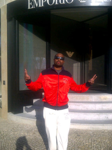 TheFaceofTravel's profile picture. Im a Young brother giving inspiration to people to travel!