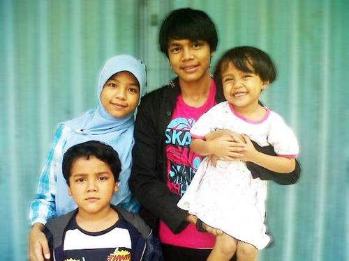 TiaraGhuci's profile picture. (ʃƪ˘˘ﻬ) ♥MsyarifHidayattullah♥  I'm coming to freeport McMoran ♥  one direction (1D) Ξ♥Ξ 3M+1B Ξ♥Ξ ♥ 14.03.2013 ♥