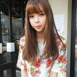 Annyeong~!! *buing buing* ^.^ naneun Song Ah Ri :3 bangawoyo!!! ^___^