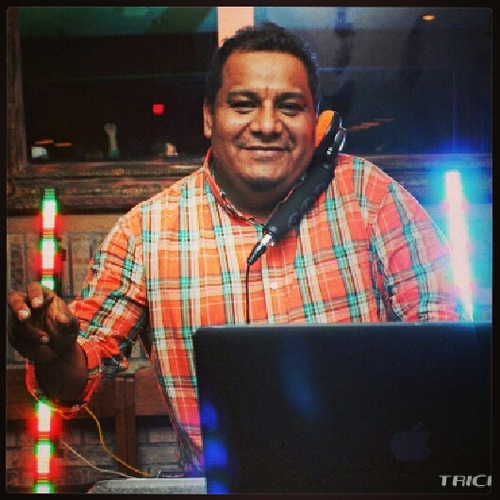 djsantiloco's profile picture. I HAVE AWONDEFUL FAMILY, sound ingenieer, manager at mexican restaurant, !!!