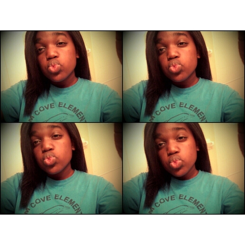 sqvidward_wifey's profile picture. Ig @squidward_wifey ; Irish ; #teamfollowback