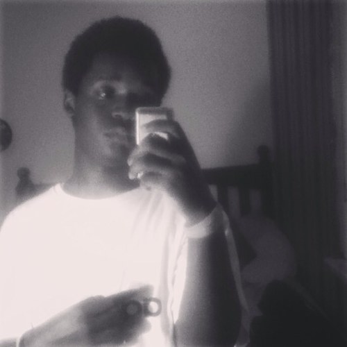 if your sexy and you know it follow me :)#TeamFollowBack #90sBabyFollowTrain #ipod MHS and follow me on Instagram @mrlolsotrue_22 HELP ME GET TO 11k!!!!!!!!!!!