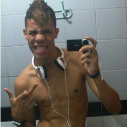 MSN: stteichom@gmail.com