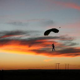 bradprice32's profile picture. 