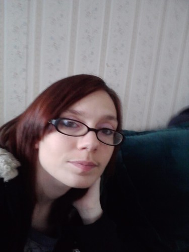 Sarahspecking's profile picture. Just a fun loving girl. I have 3 children that I love. I also love to read.