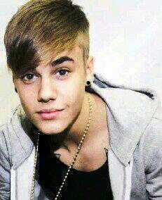 JUSTIN BIEBER