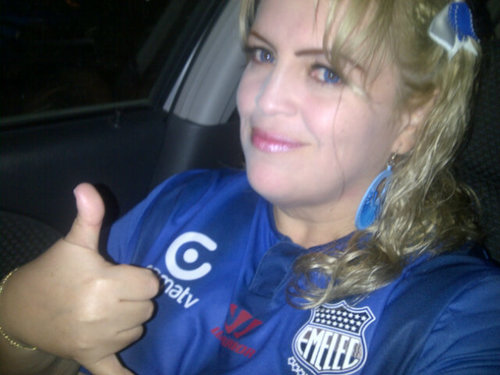Salsera ♬ y azul !! EMELEC la razón de mi vida♥