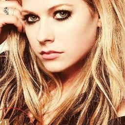 karenlimit's profile picture. 