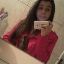 Opaa @loucademaconha_ akie só passando pra avisa as fã ki essa moça aki ja é MINHA e tirem o olho pk amo ela dms e n divido pooood pah!!! 2bjs pras fããn ae...