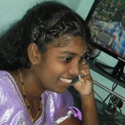 பிறர்க்காக வாழும் நெஞ்சம் 
தனக்காக வாழும் கொஞ்சம் 
எனக்கந்த நெஞ்சத்தை 
தெய்வம் தந்தான் ...!!!