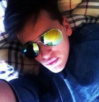 ForgetmenotY's profile picture. 