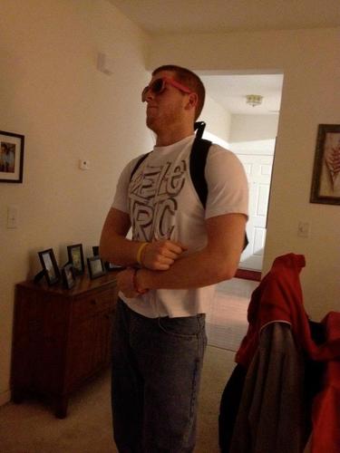 majimenez024's profile picture. In three words I can sum up everything I've learned about life: it goes on. -Robert Frost