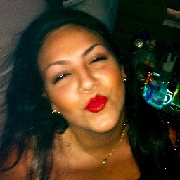 marseillenach's profile picture. Je ne veux pas être riche. Je veux être merveilleuse.