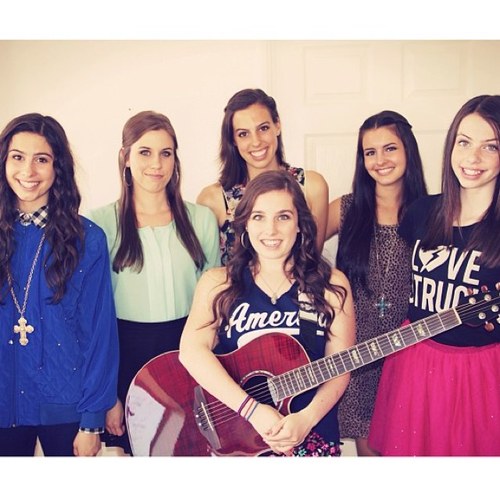 CIMORELLI ❤ PART OF THE #CIMFAM! #MILLIONBUCKS #BELIEVEIT | 6/6 sisters + cimorelliband follow! :D