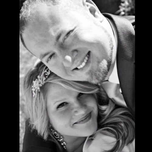 baker, singer, reader, wife, and best aunt in the world!