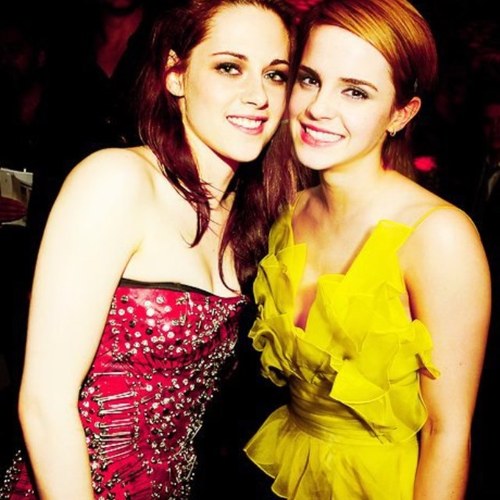 ♡ #Twihard | #Teamlana | #Krisbian | #TVD | #Potterhead ♡ ▬▬▬▬▬▬▬▬▬▬▬▬▬▬▬▬▬▬▬▬▬▬▬▬ I type in english :)
