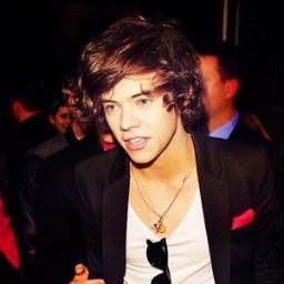 harryilyforever's profile picture. free follow from @cristinabosch_ :) x