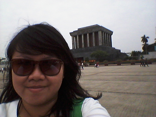 Travelista, Jazzholic, moviemania, flanelova & singer wannabe...