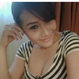 Ajeng_Azwaranii's profile picture. Jesus ♥ | single ☺