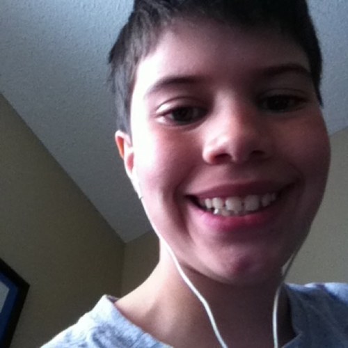 Playing horror games on the computer, wii, ipod and xbox while also being Winnipeg’s #1 Doug 👑 #Y0ungD0ugARMY